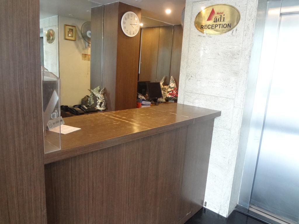Hotel Adi Нагпур Экстерьер фото